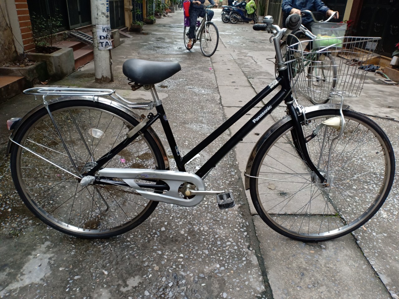 Xe đạp điện Nhật Bản trợ lực Panasonic màu trắng
