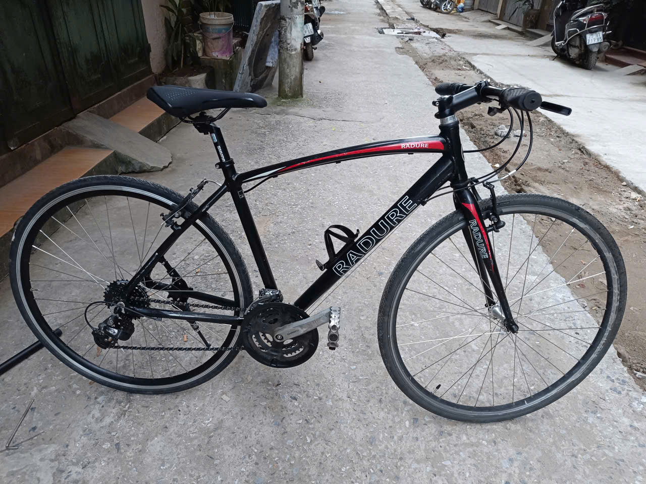 Xe đạp touring RADURE hàng bãi Nhật (Còn xe)